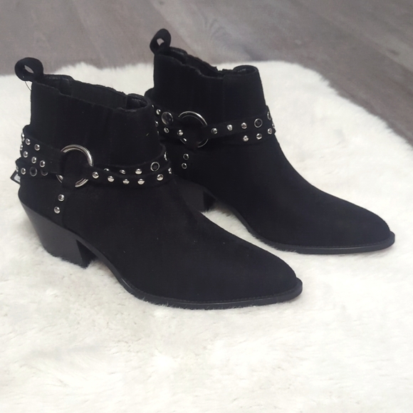 FOREVER 21 Studded Faux Suede Booties ~ NWT - Picture 1 of 8